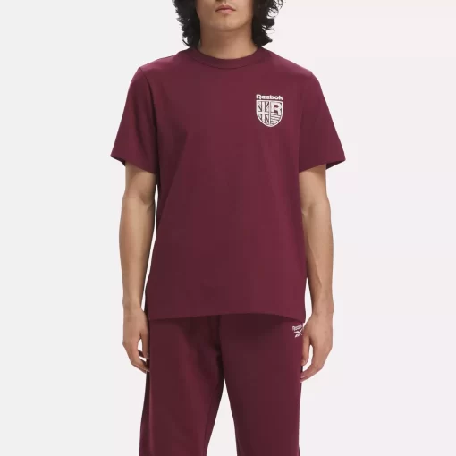 Tops & T-Shirts | Reebok Tops & T-Shirts Graphic Series Classic Crest T-Shirt